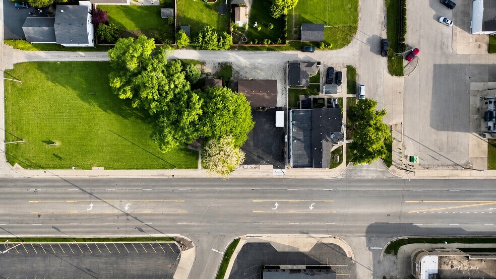 Primary Photo Of 308 E South St, Plano Office For Sale