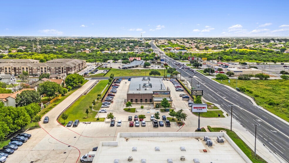 More Photos Of 7587 FM 78, San Antonio Auto Repair For Sale