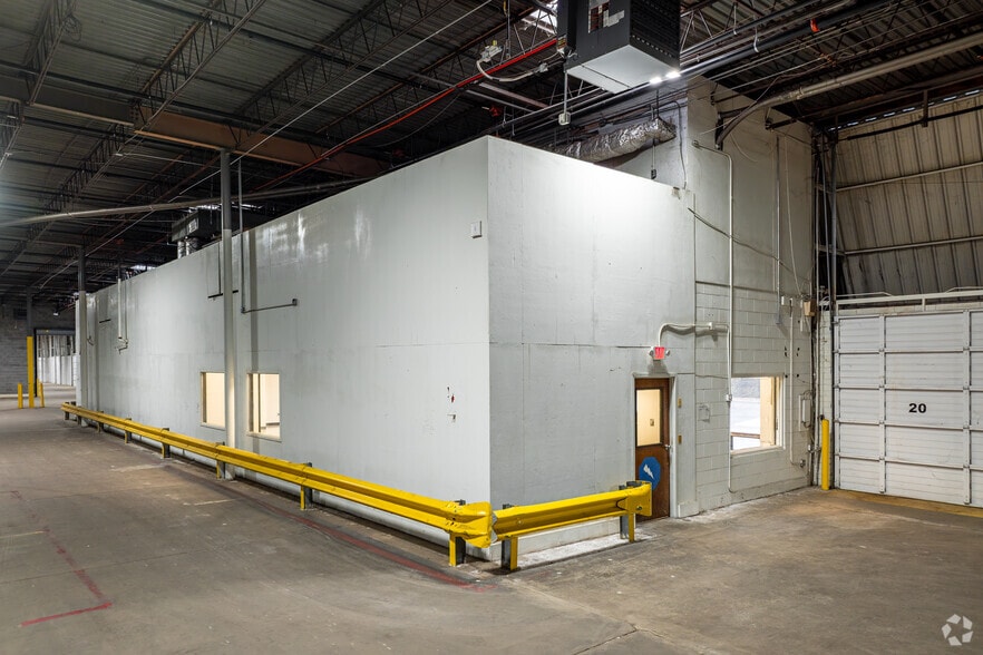 More Photos Of 1791 Mount Zion Rd, Morrow Warehouse For Lease
