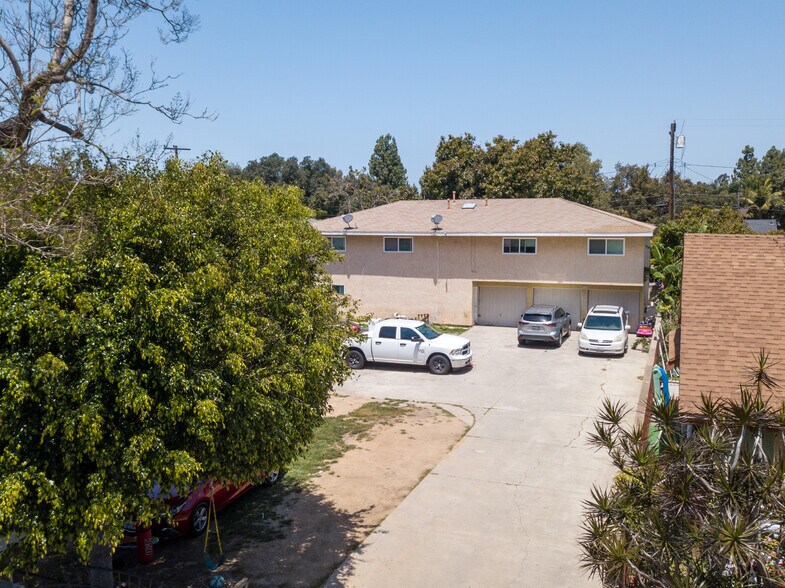 More Photos Of 1001-1003 W Myrtle St, Santa Ana Specialty For Sale