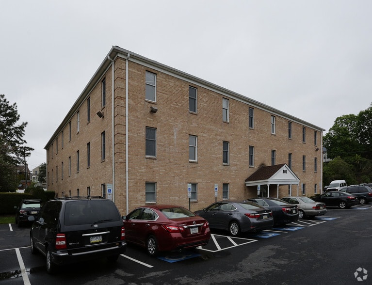 More Photos Of 401 Pilgrim Ln, Drexel Hill Office For Sale