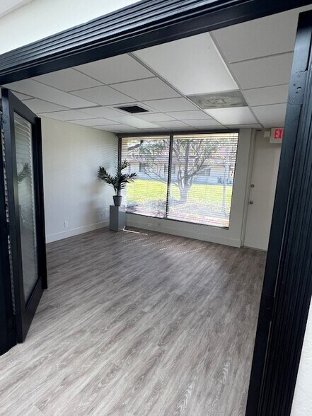 More Photos Of 4050 Sheridan St, Hollywood Medical For Lease