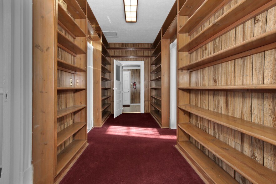 More Photos Of 115 S Cool Spring St, Fayetteville Office For Lease