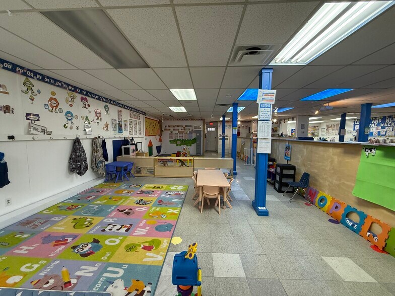 More Photos Of , Worcester General Retail For Sale