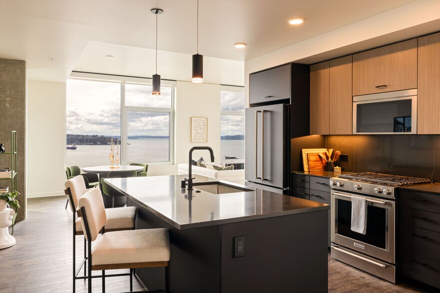 More Photos Of 2315 4th Ave, Seattle Multifamily For Sale