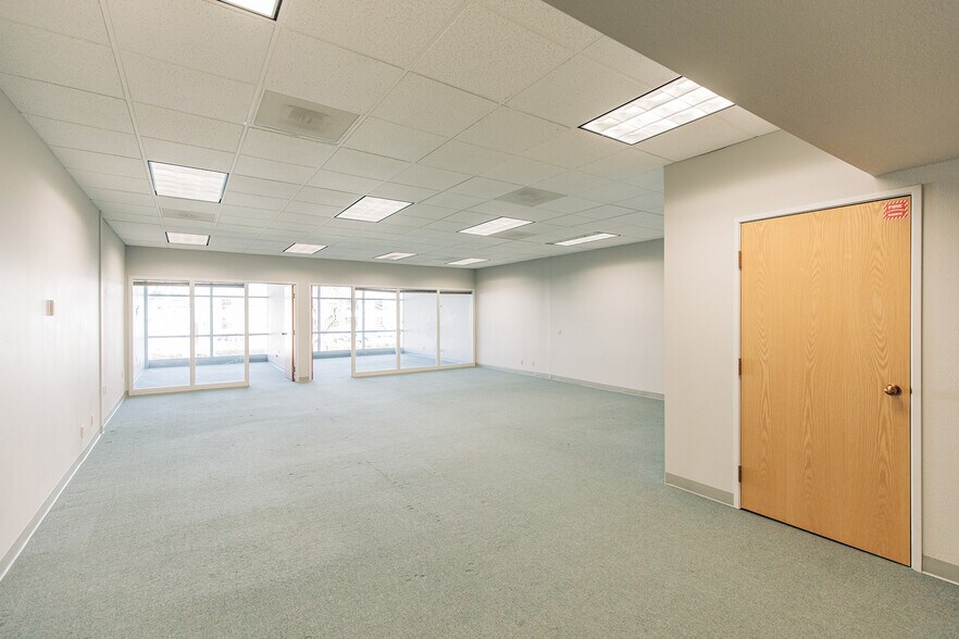 More Photos Of 1905 NW 169th Pl, Beaverton Office For Lease