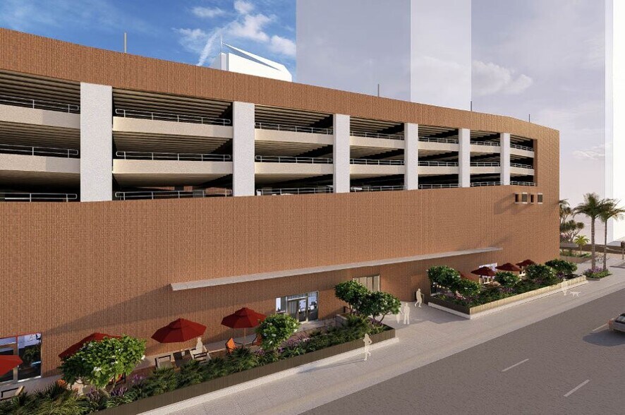 More Photos Of 1032 Fort Street Mall, Honolulu Department Store For Lease