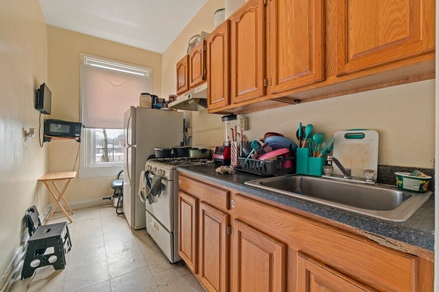 More Photos Of 2301 Maryland Ave, Baltimore Apartments For Sale