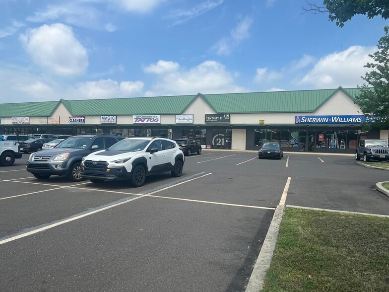 More Photos Of 2800-2866 Street Rd, Bensalem Unknown For Lease