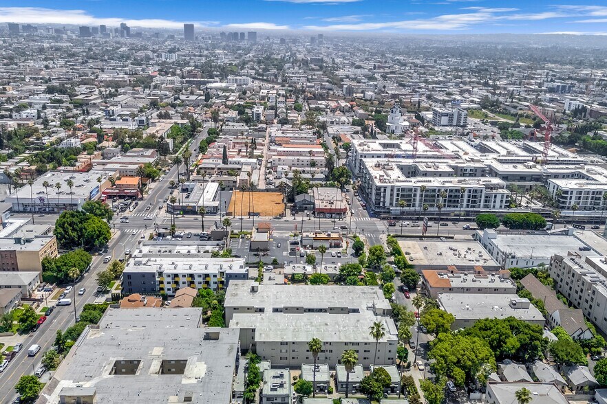 More Photos Of 1536 N Serrano Ave, Los Angeles Apartments For Sale