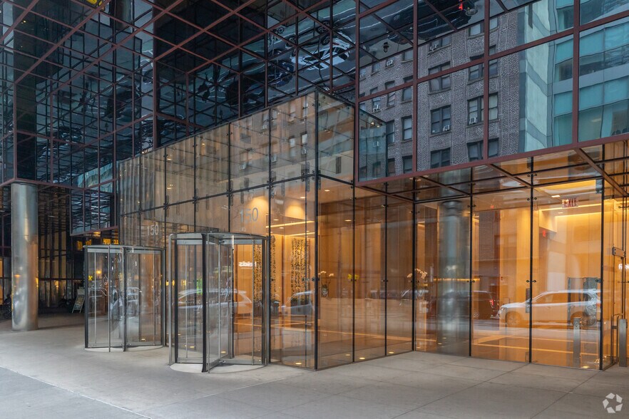 More Photos Of 150 E 52nd St, New York Office For Lease