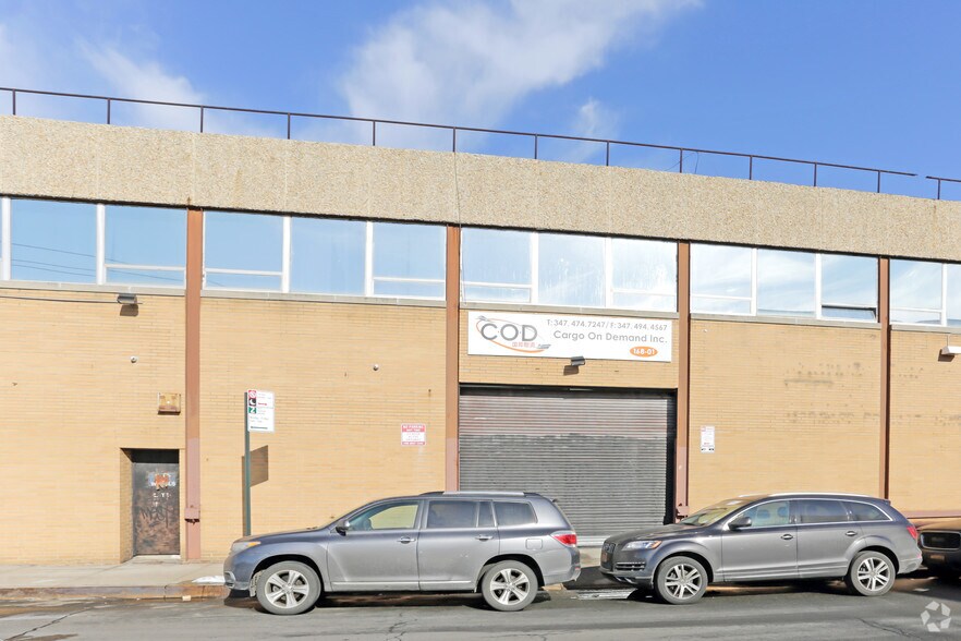 More Photos Of 168-01 Rockaway Blvd, Jamaica Warehouse For Lease