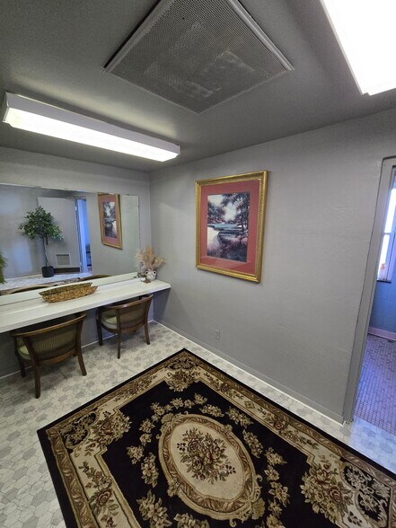 More Photos Of 9273 W 1050 N, Elwood Freestanding For Sale