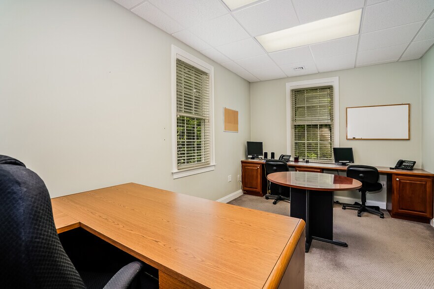 More Photos Of 100 Schoosett St, Pembroke Office For Sale