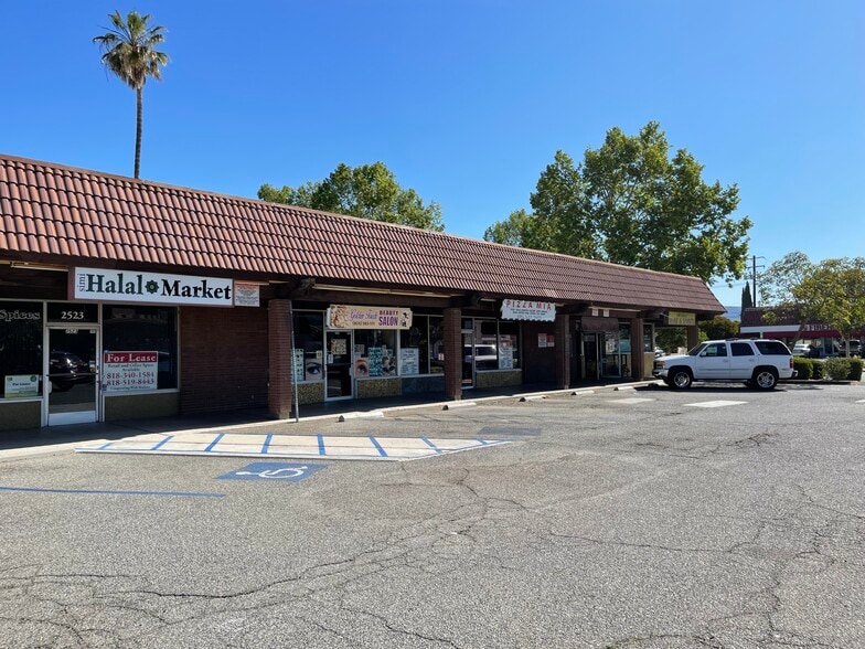 More Photos Of 2503-2507 Royal Ave, Simi Valley Freestanding For Sale