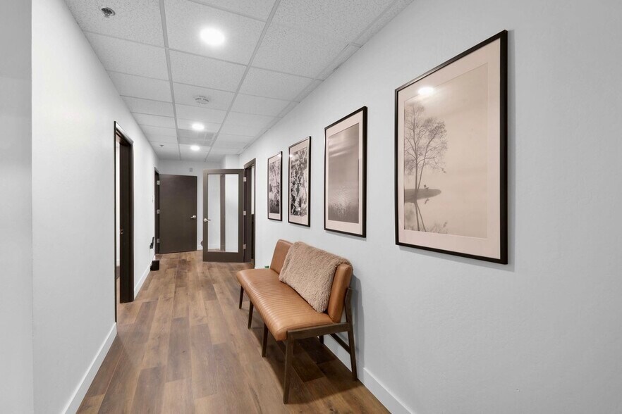 More Photos Of 5620 W Thunderbird Rd, Glendale Medical For Sale