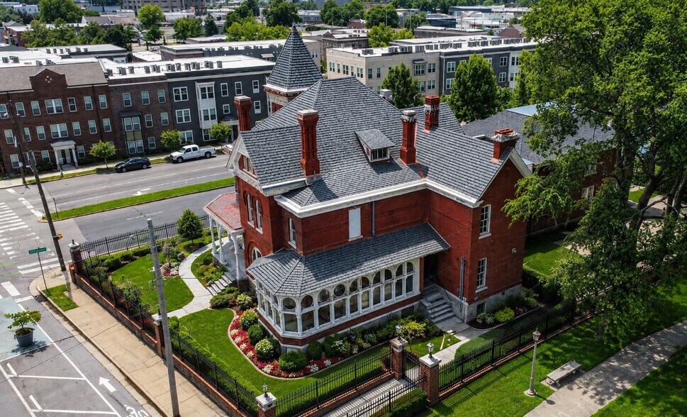 More Photos Of 756 Jefferson Ave, Memphis Office For Sale