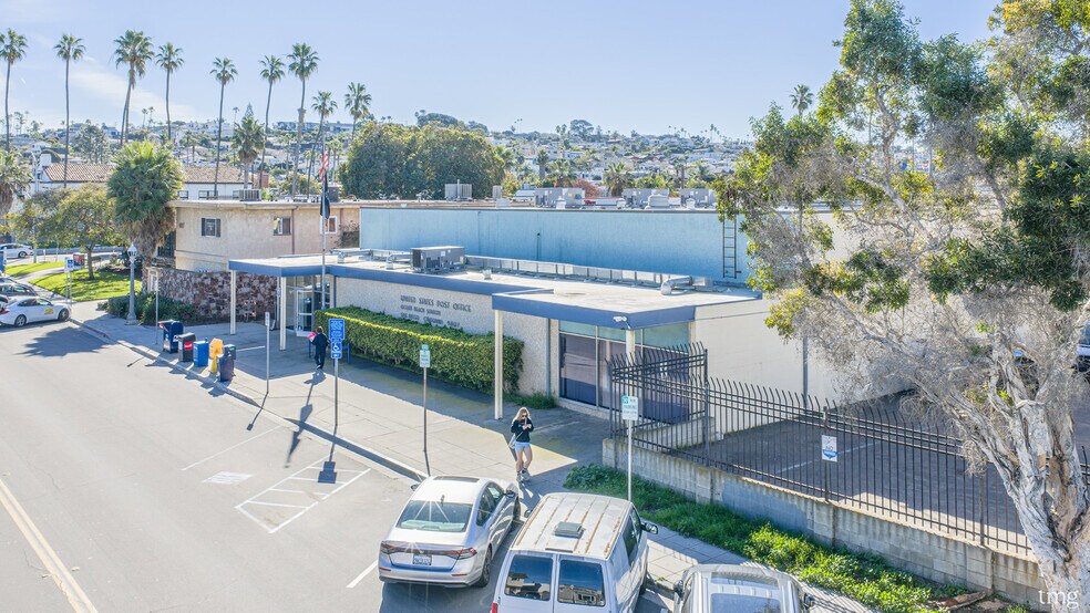 More Photos Of 4833 Santa Monica Ave, San Diego Post Office For Sale
