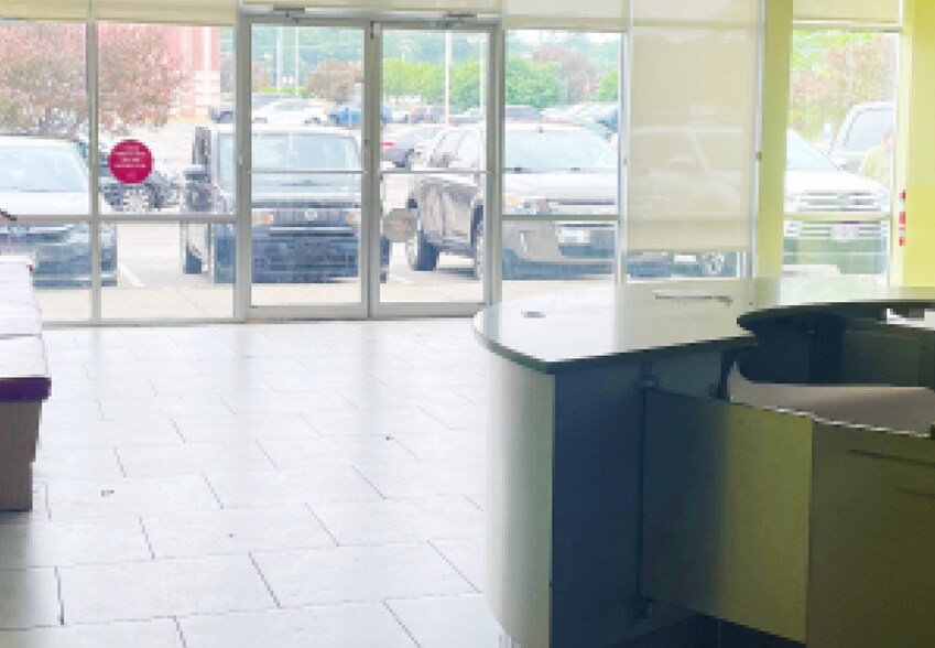 More Photos Of 1065-1183 Williams Reserve Blvd, Wadsworth Unknown For Lease