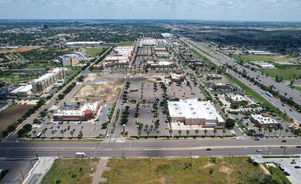 More Photos Of 3300 E Expressway 83, McAllen Unknown For Lease