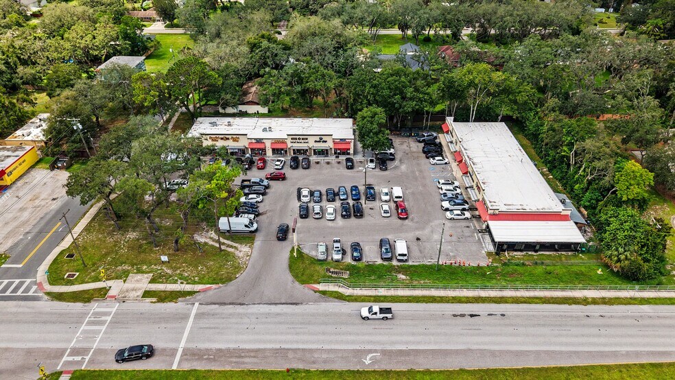 More Photos Of 12202-12232 N 56th St, Tampa Storefront Retail Office For Lease