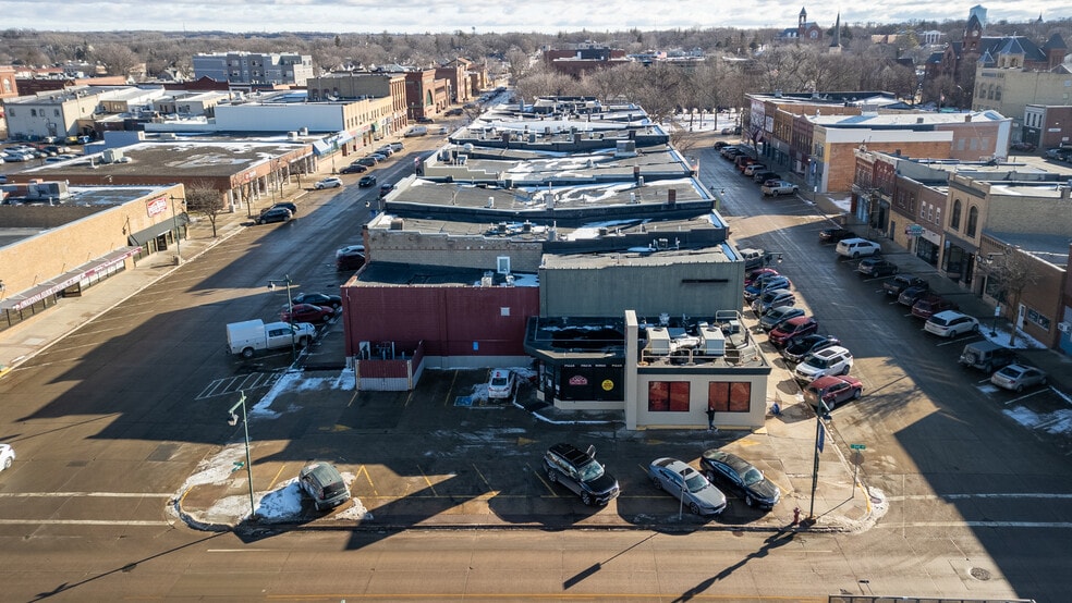 More Photos Of 105 S Oak Ave, Owatonna Freestanding For Sale