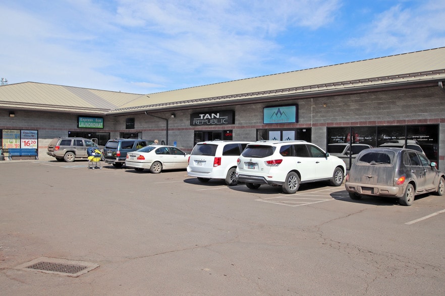 More Photos Of 2570-2680 NE Twin Knolls Dr, Bend Restaurant For Sale