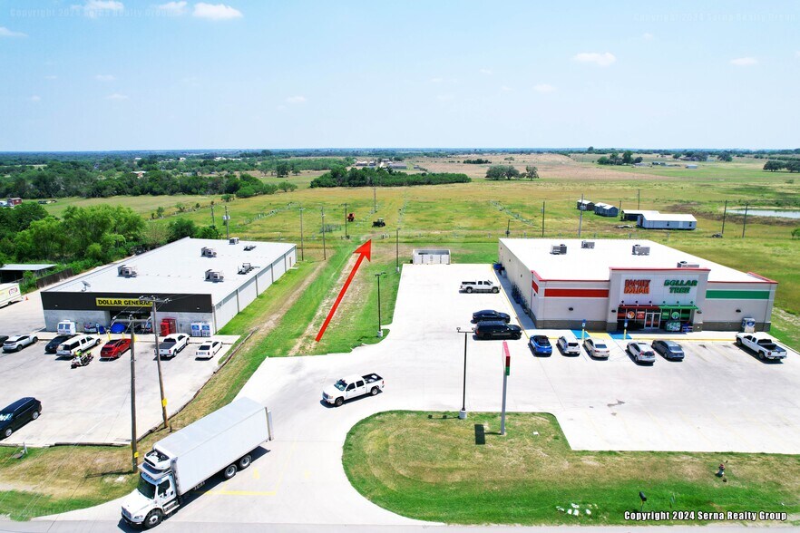 More Photos Of 850 W Main St, Yorktown Land For Sale