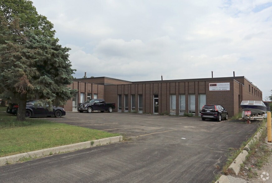 Primary Photo Of 1001-1007 Flint Rd, Toronto Warehouse For Lease