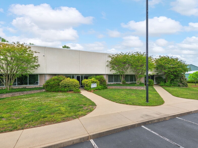 More Photos Of 189 Continuum Dr, Fletcher Light Manufacturing For Lease