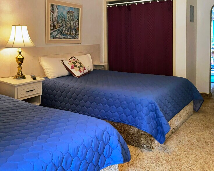 More Photos Of 76 S Toe River Rd, Burnsville Hotel For Sale