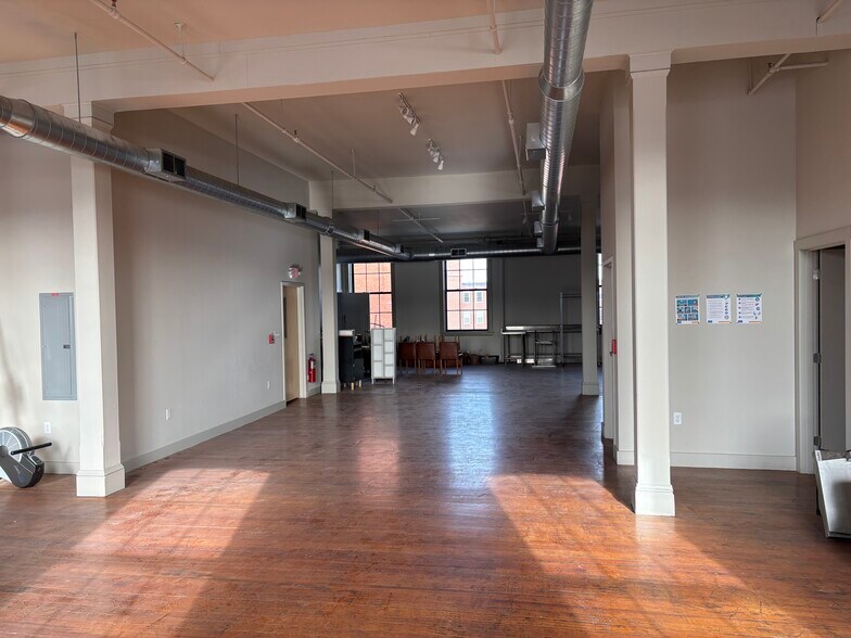 More Photos Of 2 Main St, Biddeford Unknown For Lease