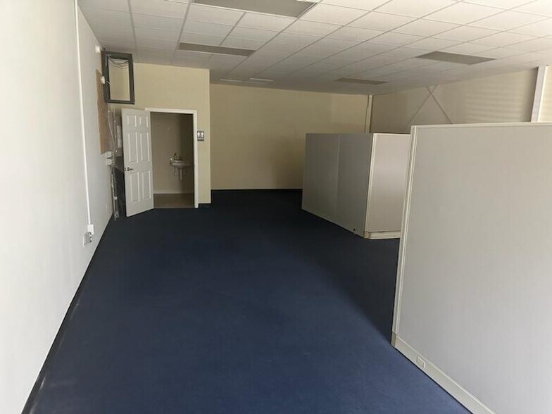 More Photos Of 5107 Unicon Dr, Wake Forest Warehouse For Sale