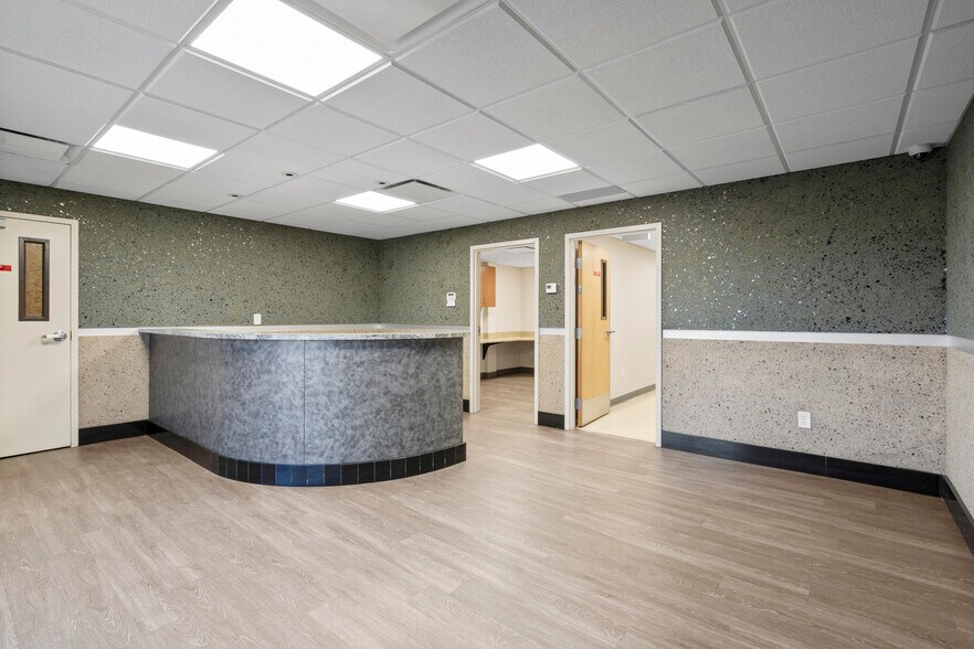 More Photos Of 3335 Astrozon Blvd, Colorado Springs Warehouse For Lease