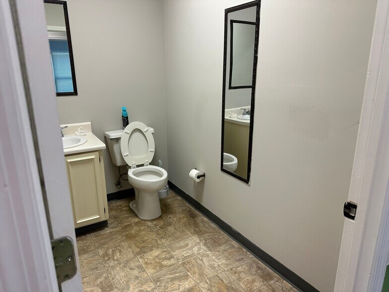 More Photos Of 4434 Columbia Rd, Augusta Loft Creative Space For Lease