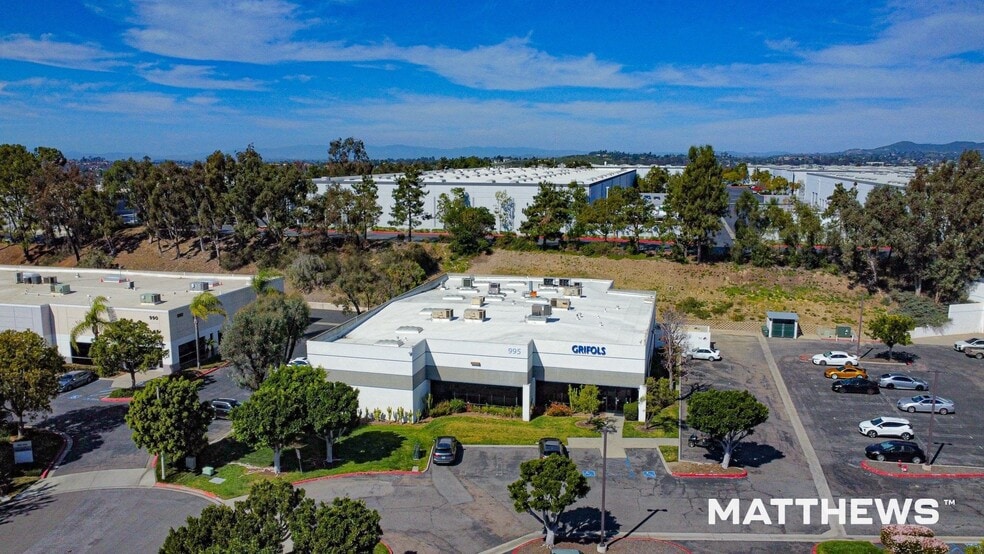 More Photos Of 995 Park Center Dr, Vista Research And Development For Sale