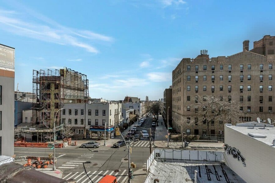 More Photos Of 240 Powers St, Brooklyn Apartments For Sale