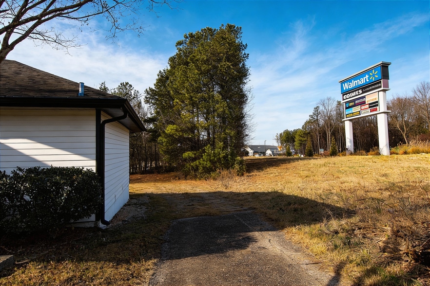 More Photos Of 706 Collins Hill Rd, Lawrenceville Office For Sale