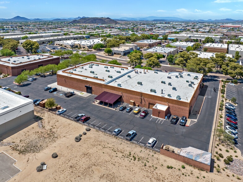 Primary Photo Of 2019 W Quail Ave, Phoenix Warehouse For Sale