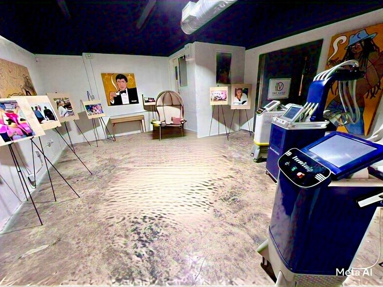 More Photos Of 3221-3273 NW 7th Ave, Miami Flex For Lease