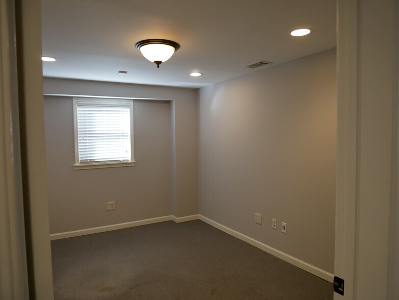More Photos Of 496 Medlock Rd, Decatur Office Residential For Lease