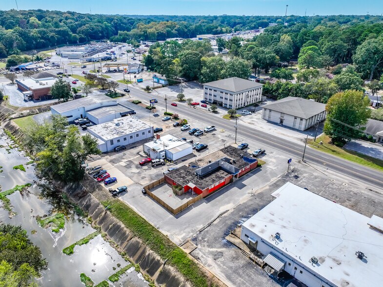 More Photos Of 112 Coliseum Blvd, Montgomery Office For Sale