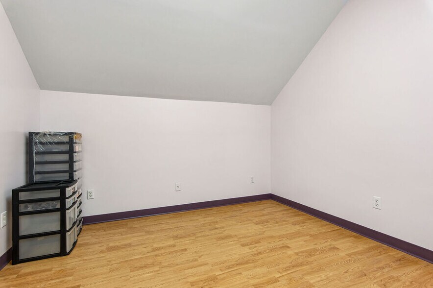 More Photos Of 43 Office Park Dr, Jacksonville Medical For Lease