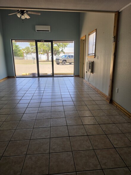 More Photos Of 3605 Acton Hwy, Granbury Office For Lease