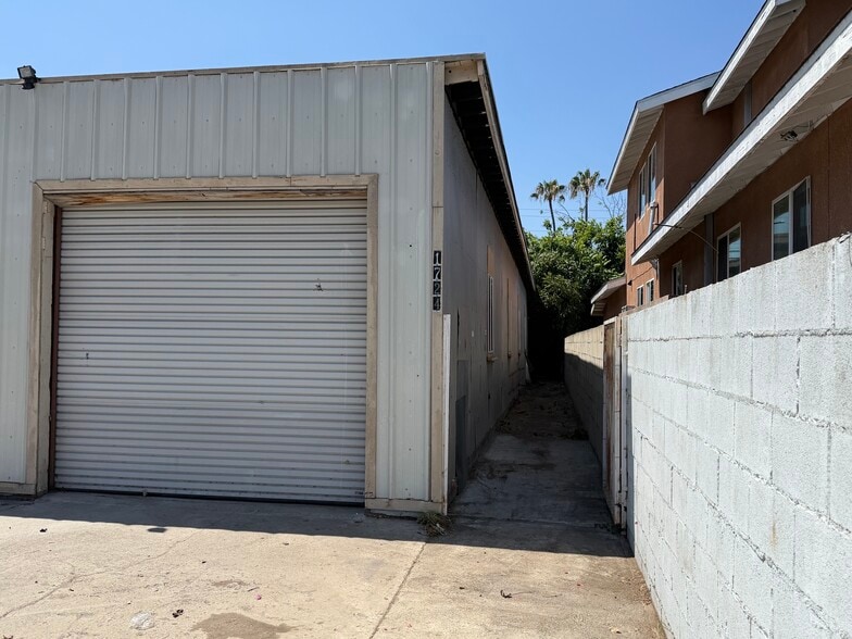 More Photos Of 1724 W 2nd St, Santa Ana Warehouse For Sale