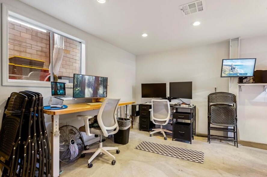 More Photos Of 2716 S School Ave, Fayetteville Manufacturing For Sale