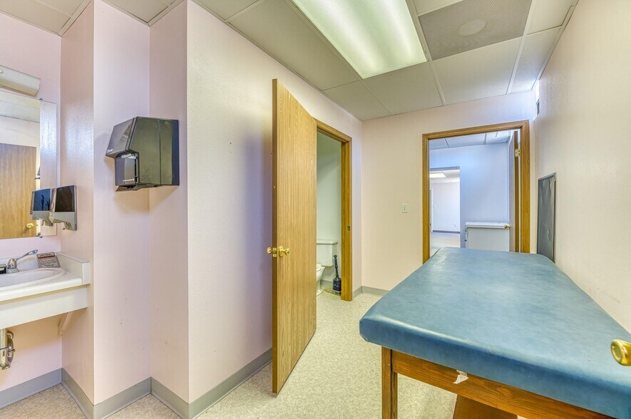 More Photos Of 100 W 4th St, Walsenburg Medical For Sale