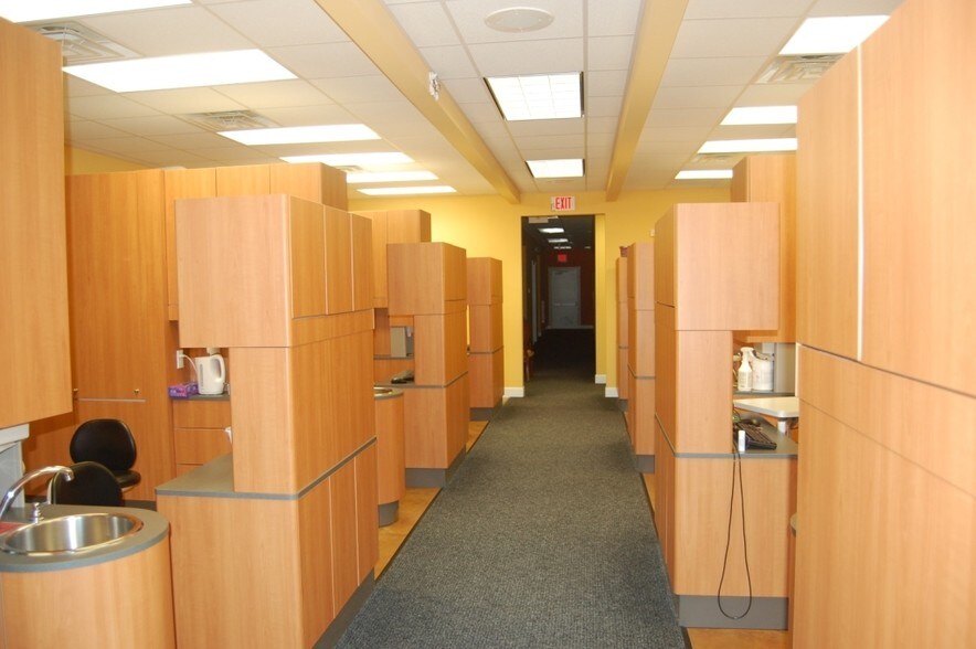 More Photos Of 5007 Transit Rd, Depew Storefront Retail Office For Lease