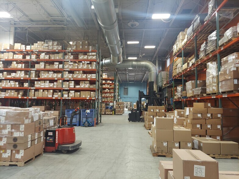 More Photos Of 15 Hudson Park Dr, Hudson Manufacturing For Lease