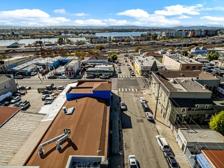 More Photos Of 1200 E 12th St, Oakland Auto Repair For Sale